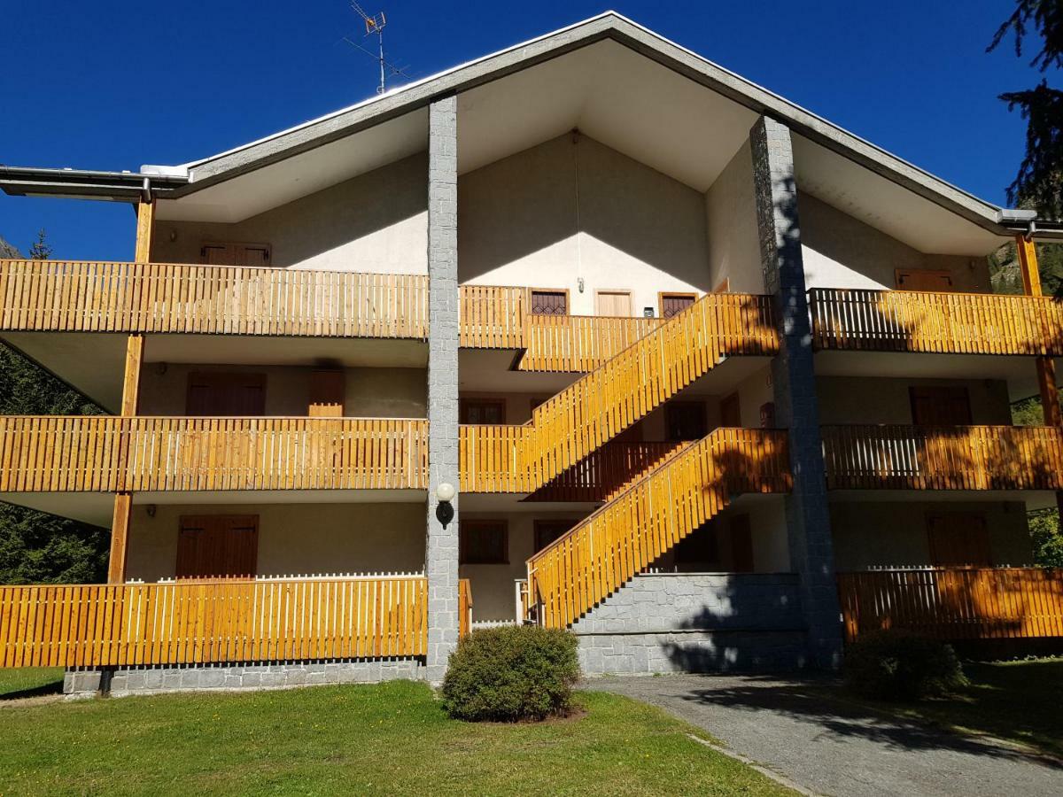 Appartement Quadrifoglio Gressoney-Saint-Jean Buitenkant foto